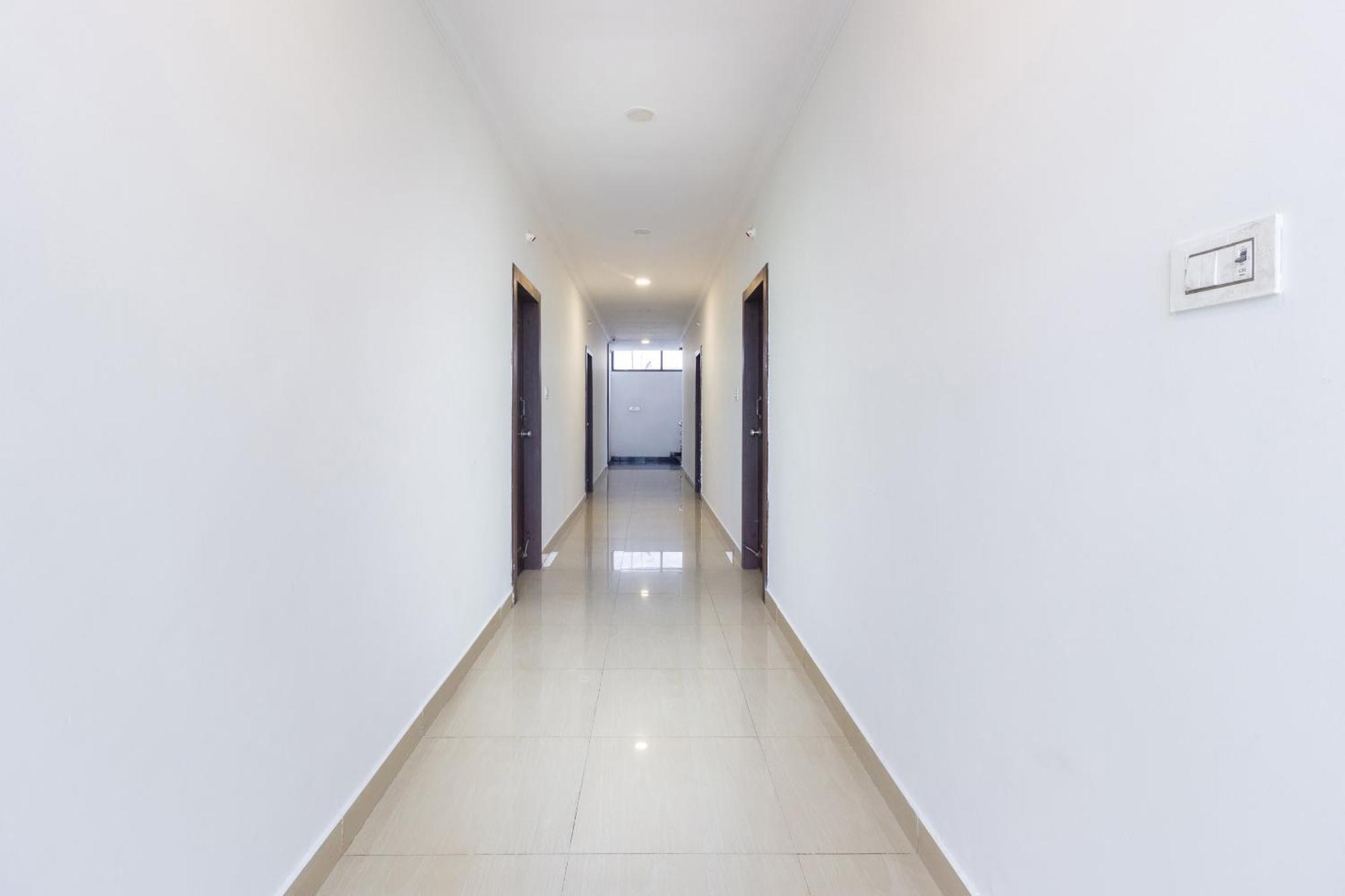 Hotel O Alpine Glow Heights Trimulgherry Екстер'єр фото